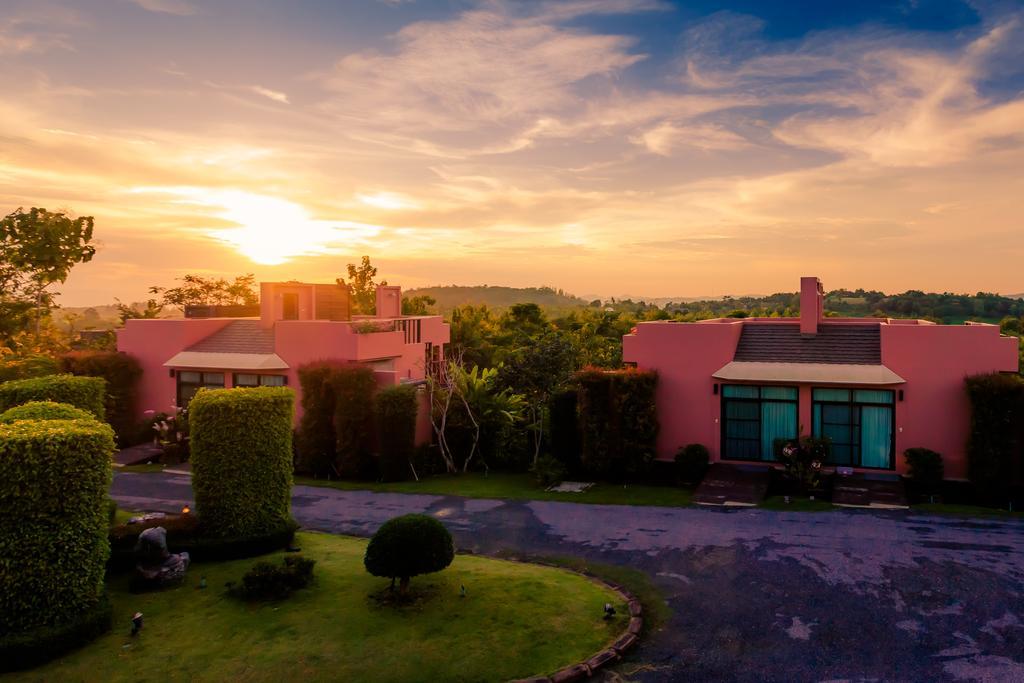 Phukumhom Khao Yai Hotel Wangkata Exterior photo