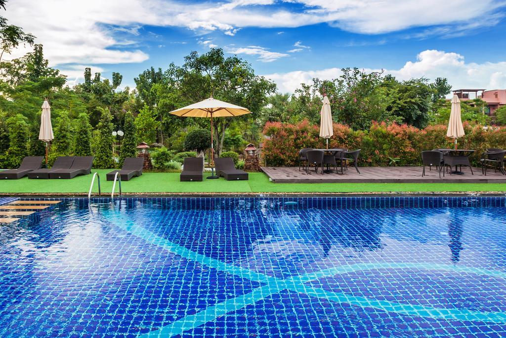 Phukumhom Khao Yai Hotel Wangkata Exterior photo