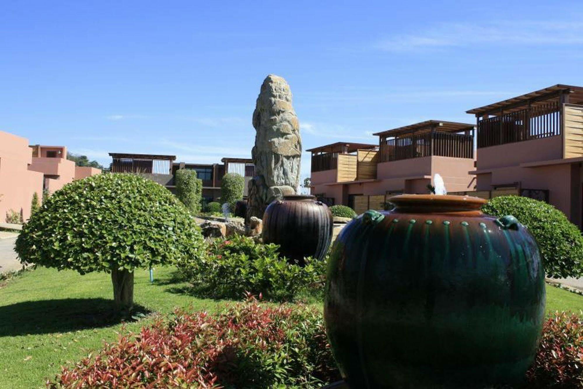Phukumhom Khao Yai Hotel Wangkata Exterior photo